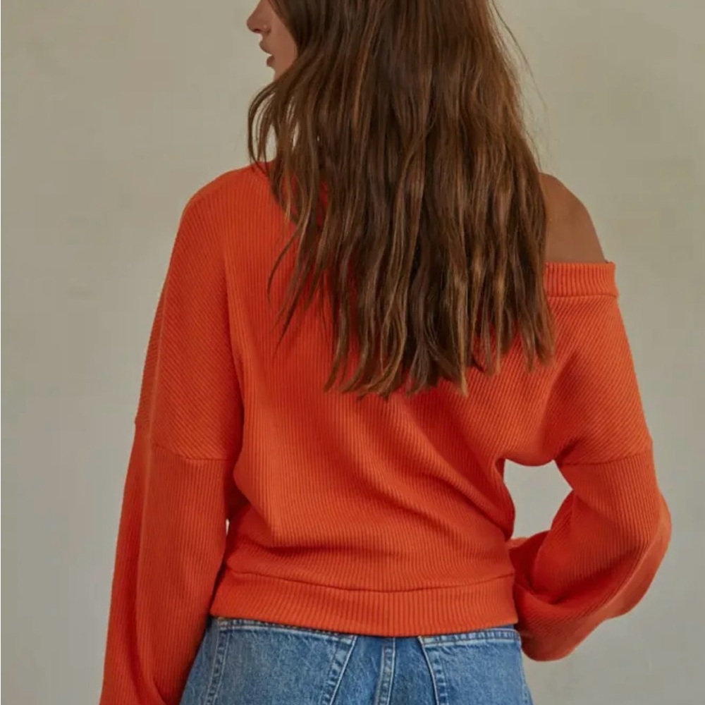 Orange Off-Shoulder pullover